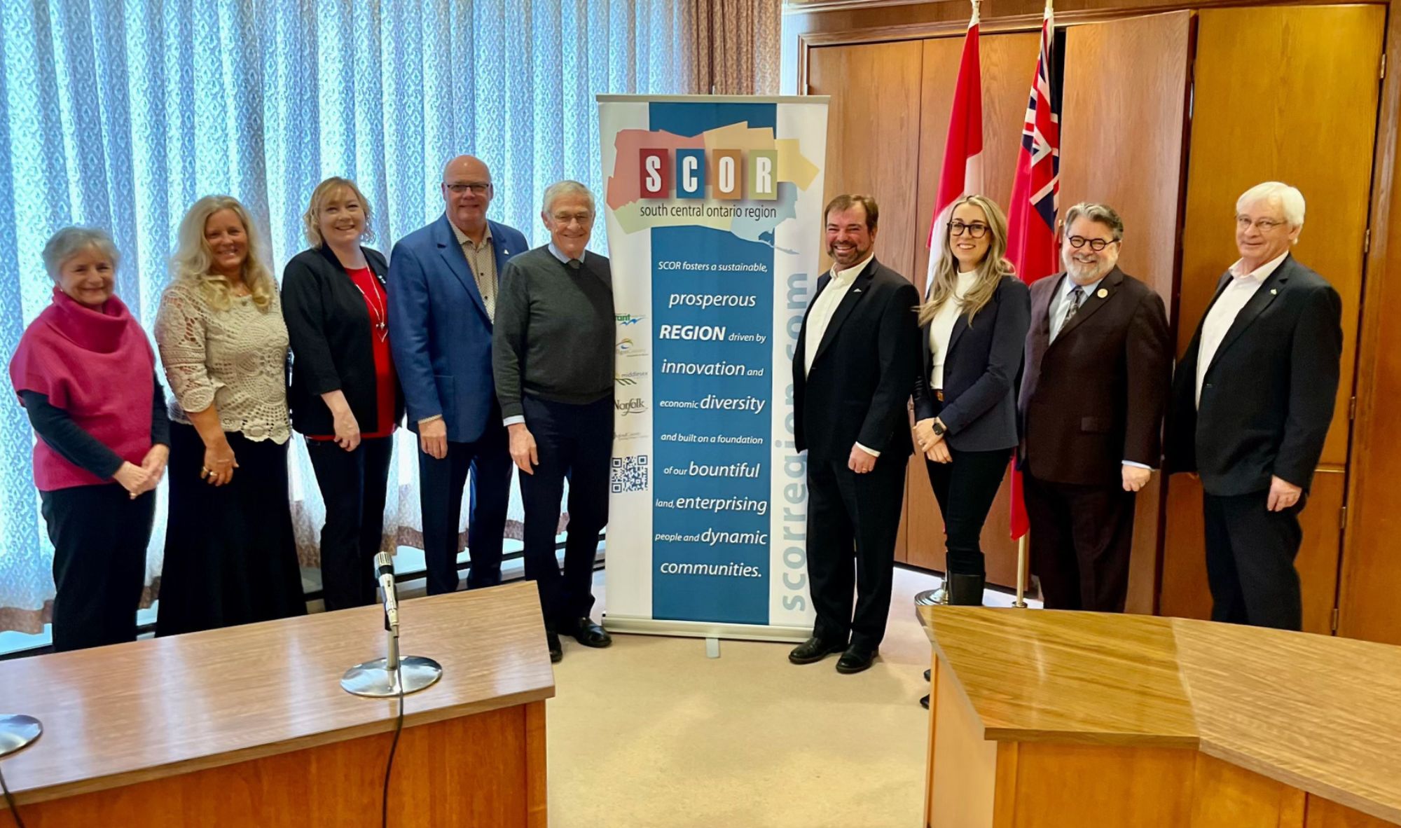 Mayor with fellow SCOR members