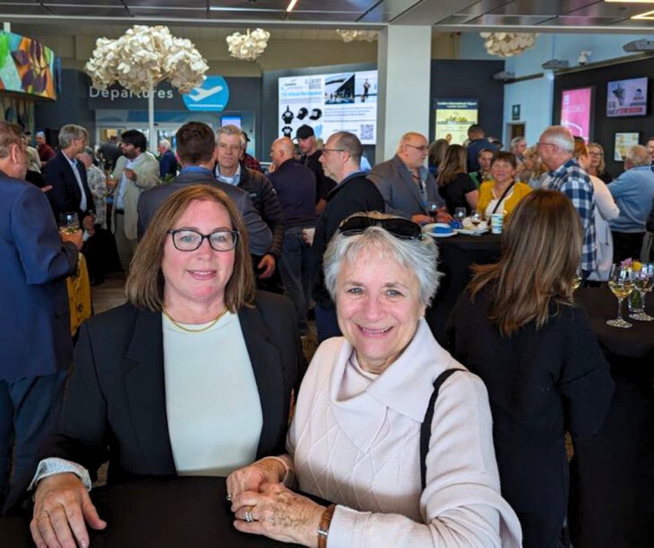 mayor and deputy mayor at open house